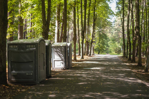Best Portable restroom trailer rental  in South Elgin, IL